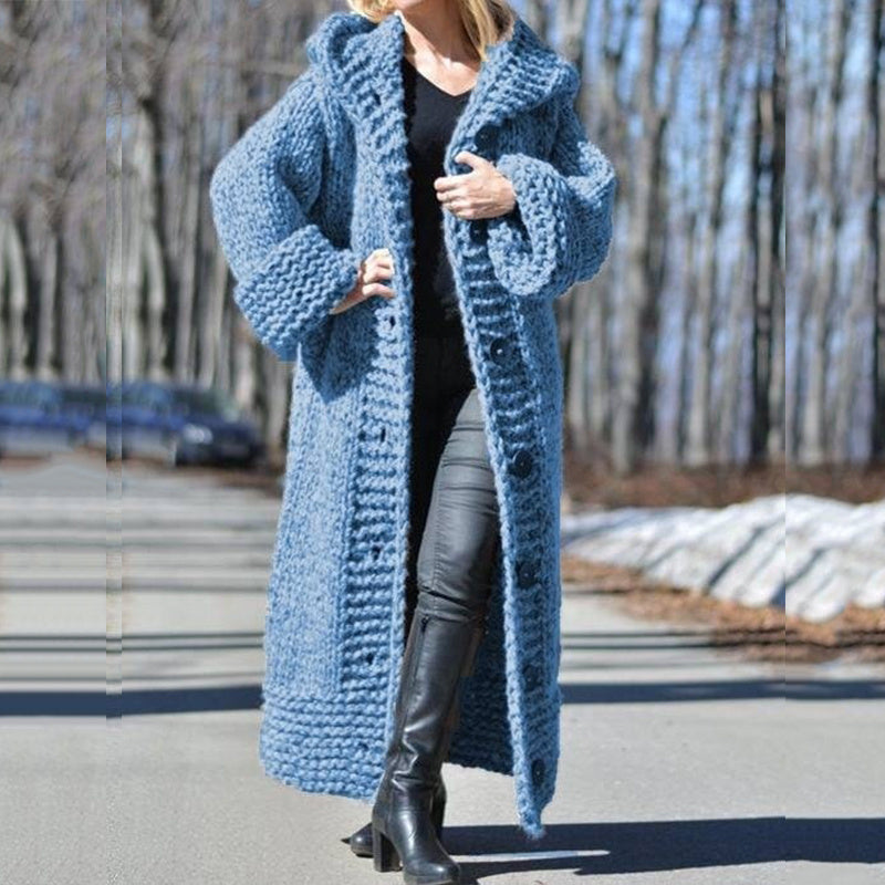 Mid-length thick-knit sweater