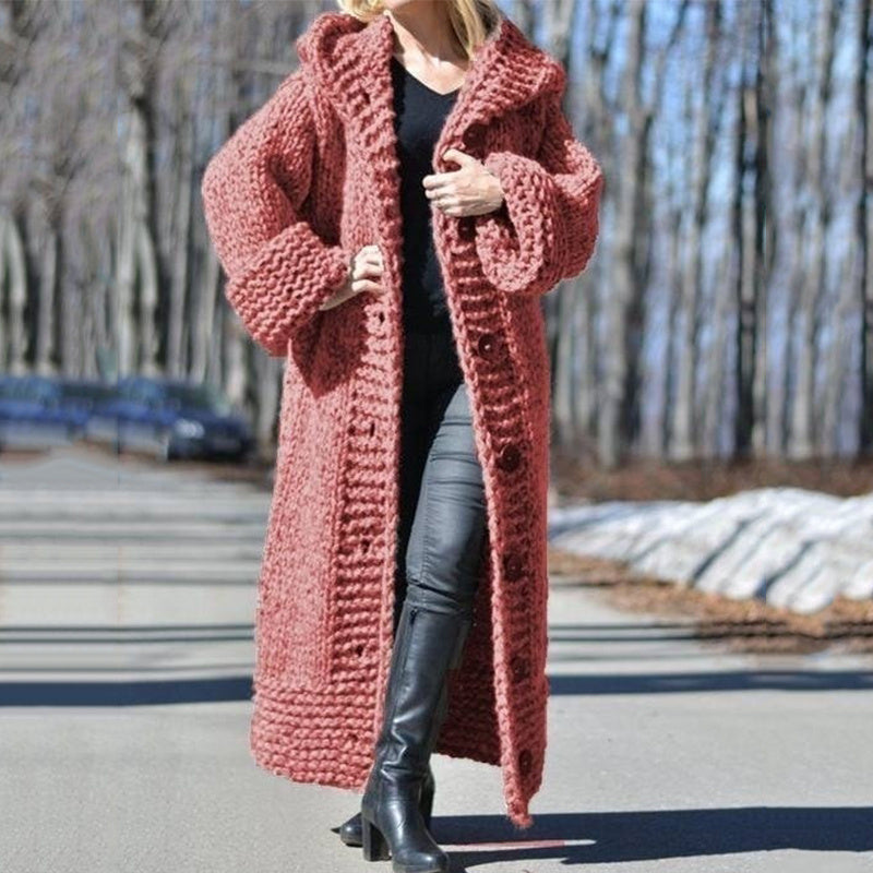 Mid-length thick-knit sweater